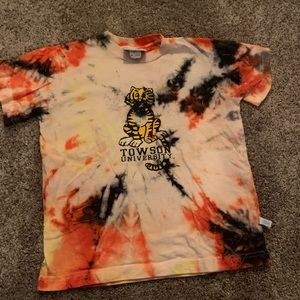 NWT black/ orange / yellow tie dye t shirt